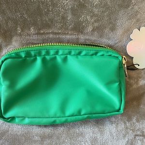 Stoney Clever Lane Zipper Case Green NWT